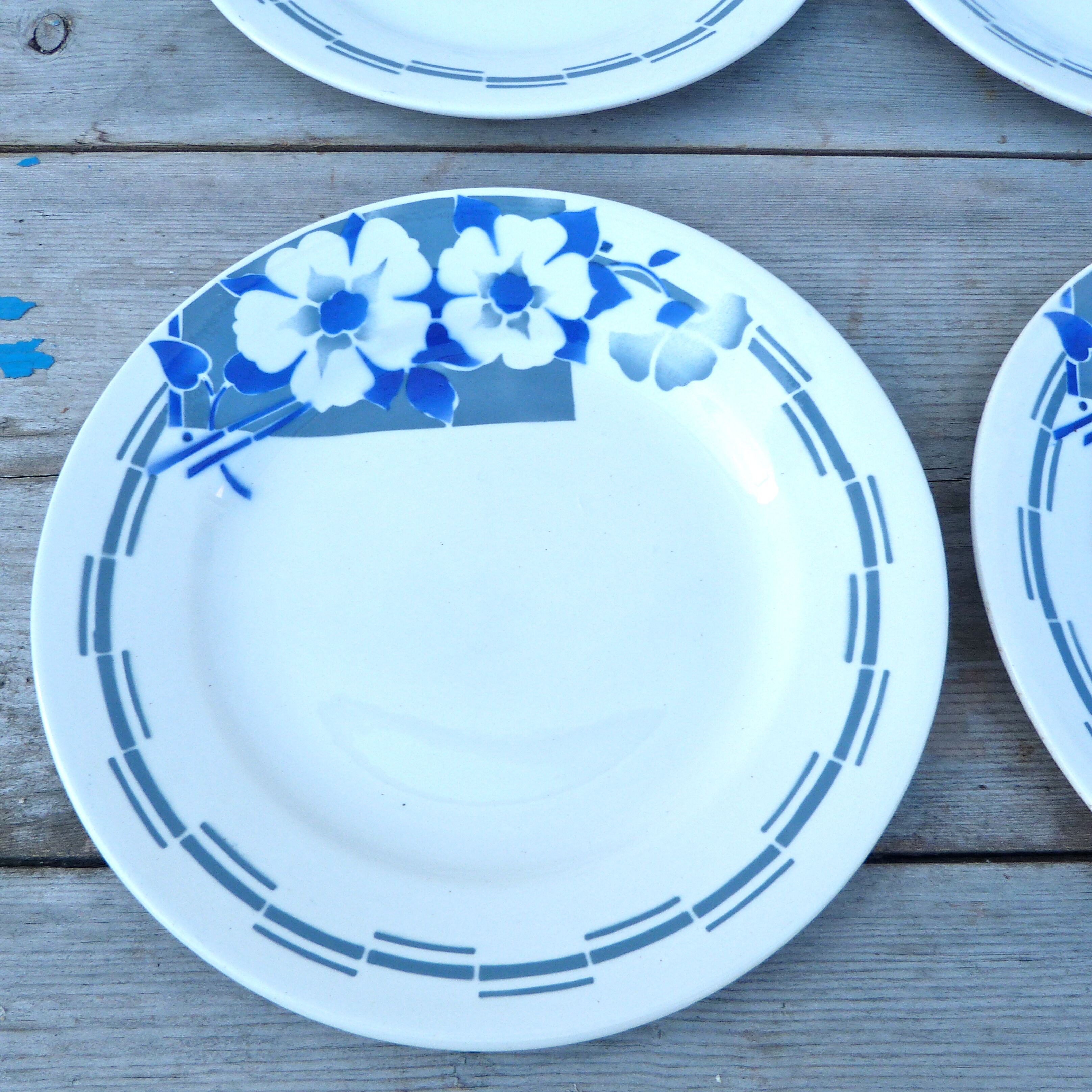 Lot of 4 plates flat St Amand décor foral