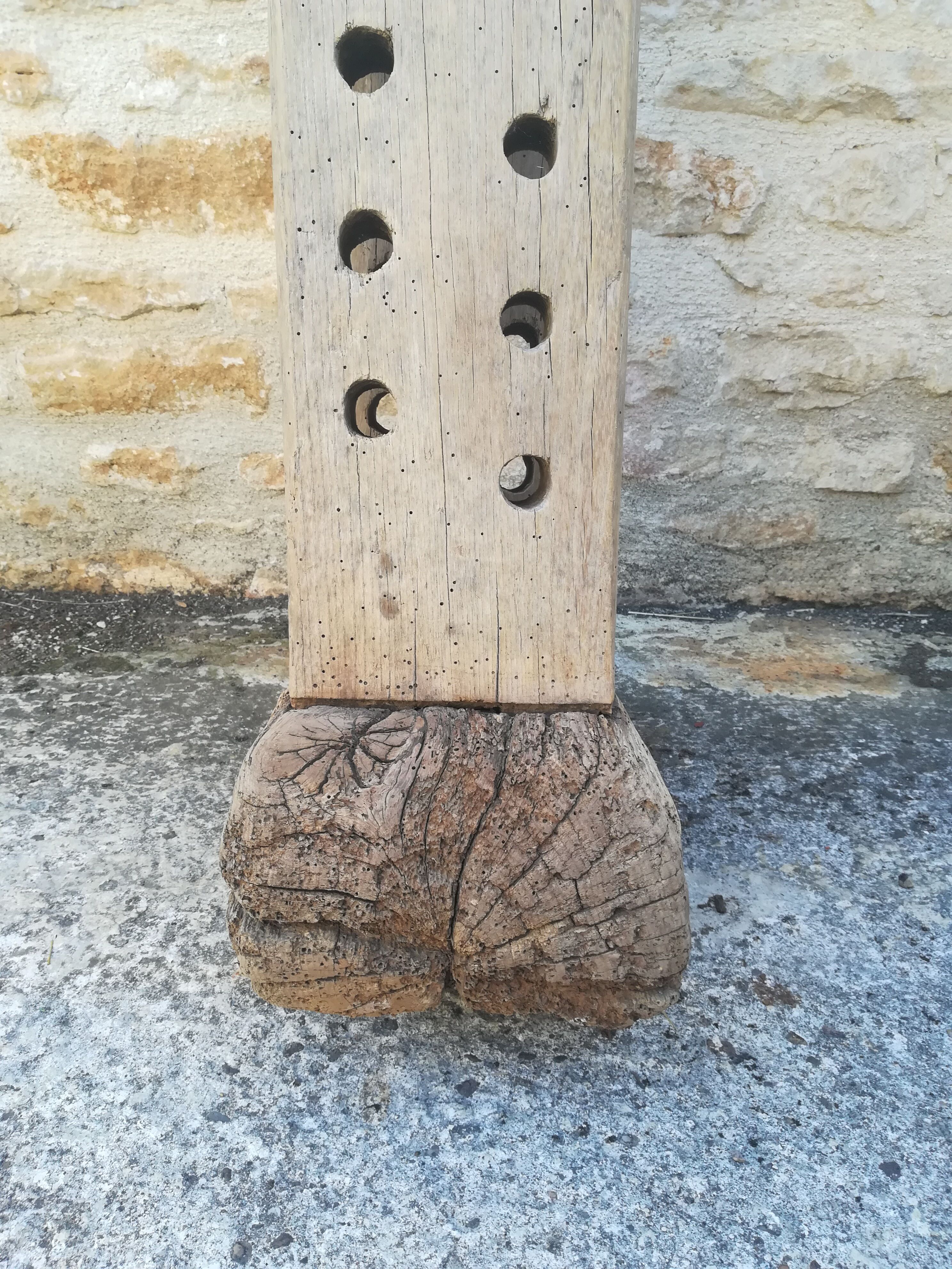 Wooden column