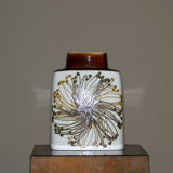 Fajance ceramic vase