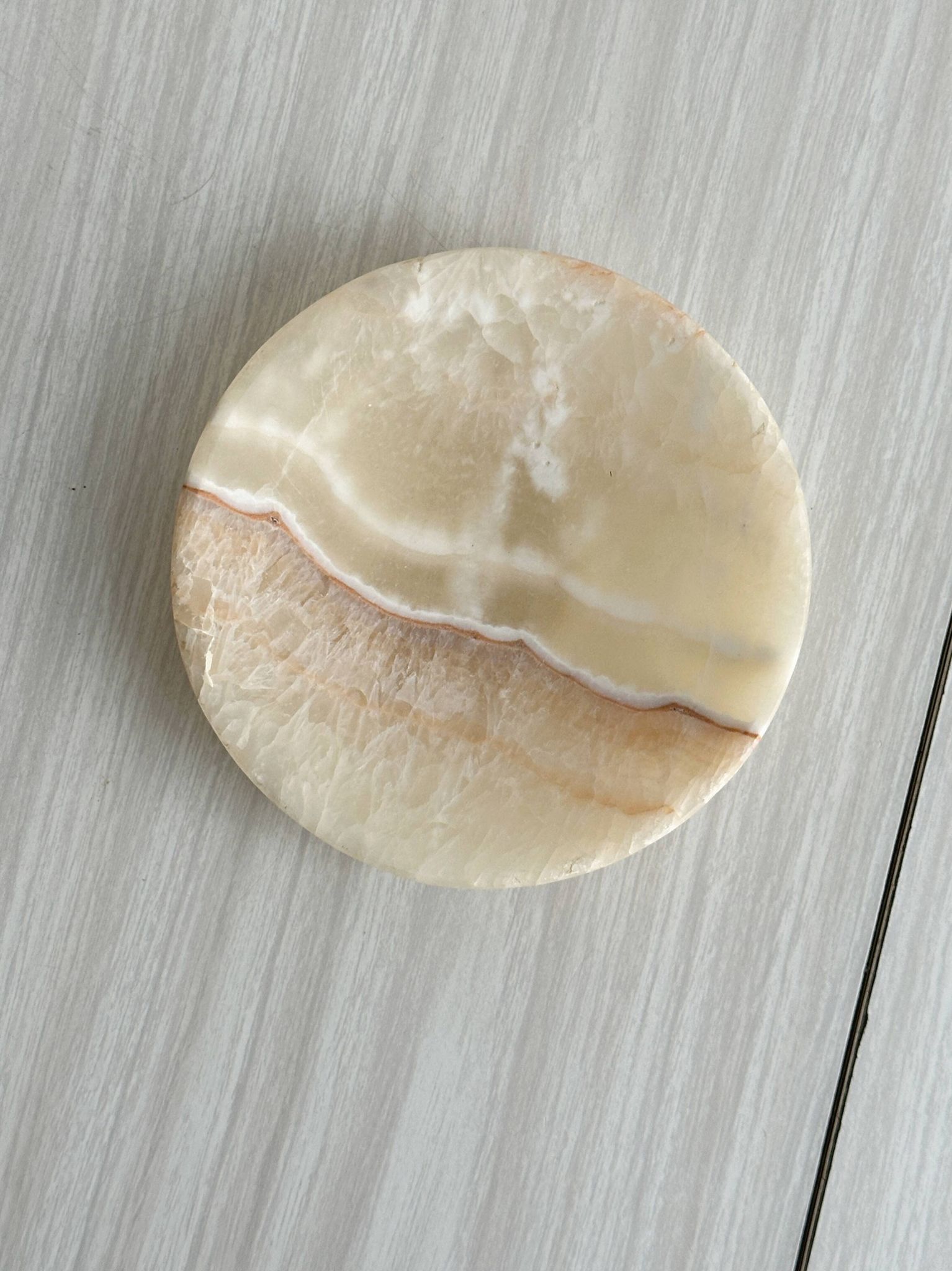 Coupelle en pierre naturelle veinée crème