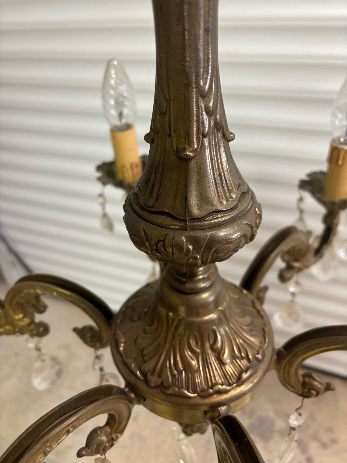 Bronze pendant chandelier