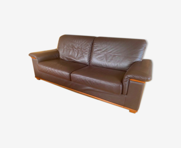Leather sofa armrests cherry