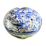 Vase pique flowers monochrome blue decoration