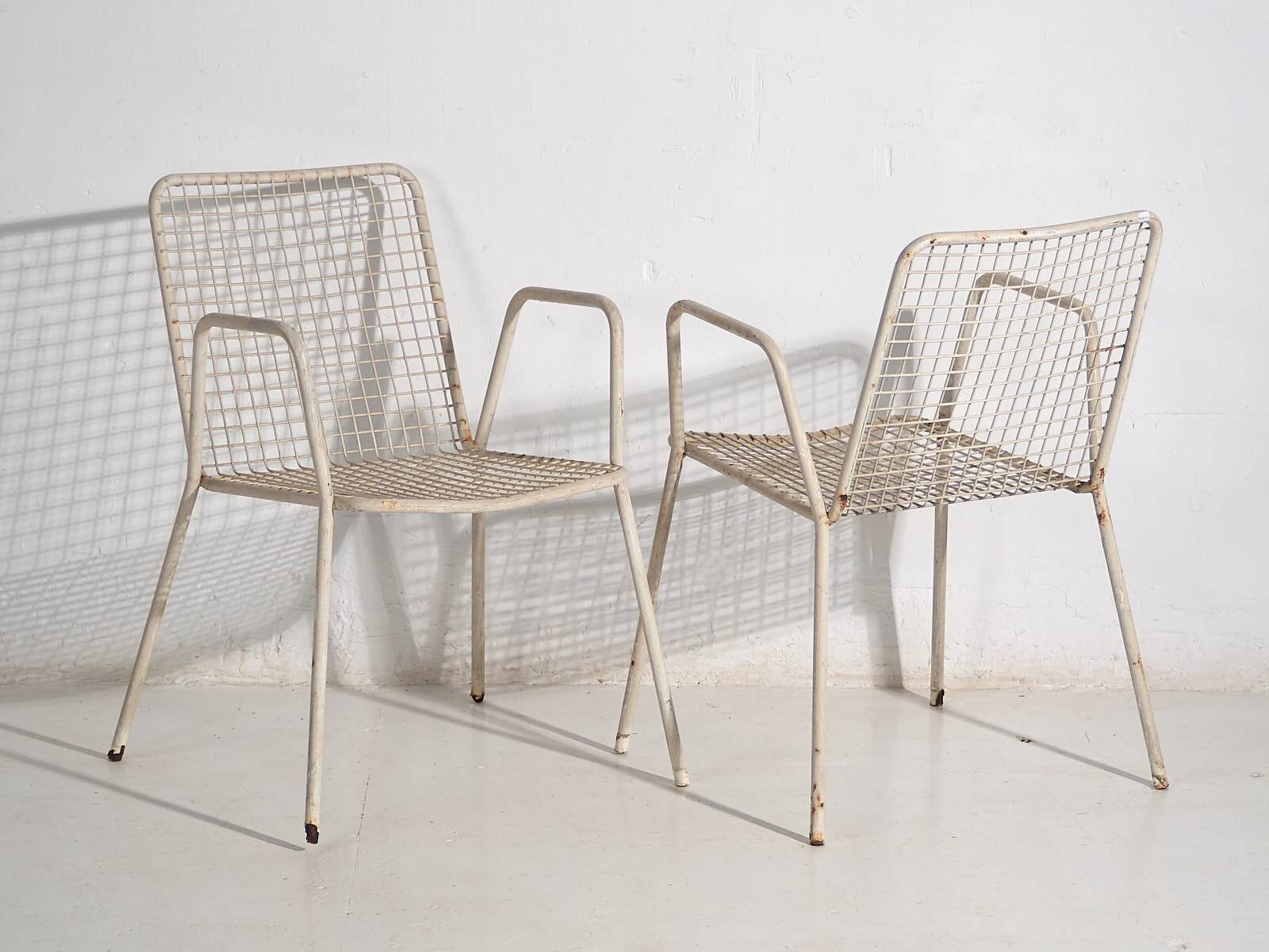 Antique outdoor chairs with armrests (circa 1920). Set of 4 pieces no. 4