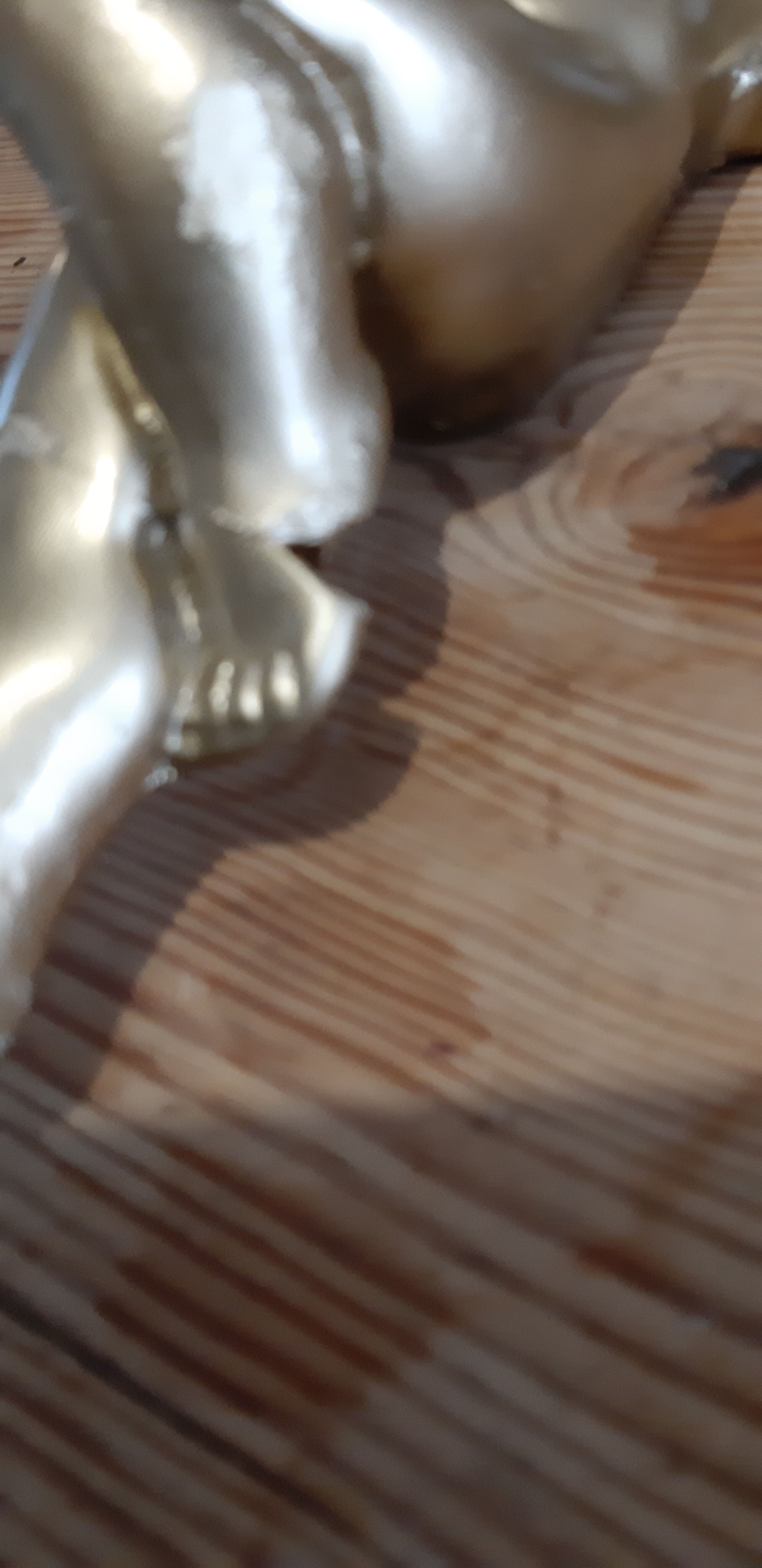 Pair of golden plaster wall selettes