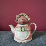 Vintage bear teapot