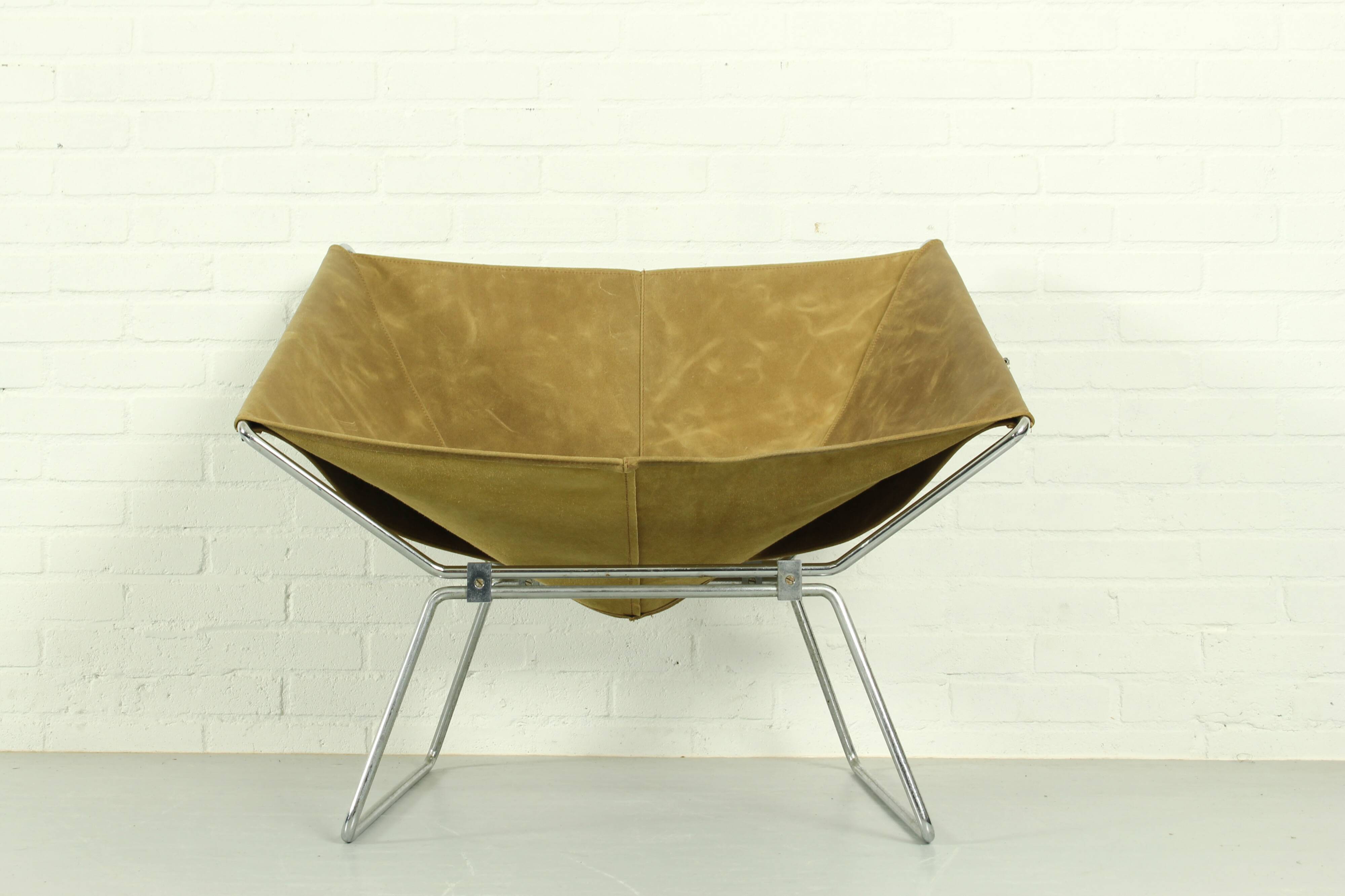 A Pierre Paulin AP-14 "Anneau" chair AP Polak, 1950s