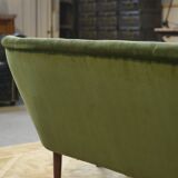 Green velvet canapé 1960s