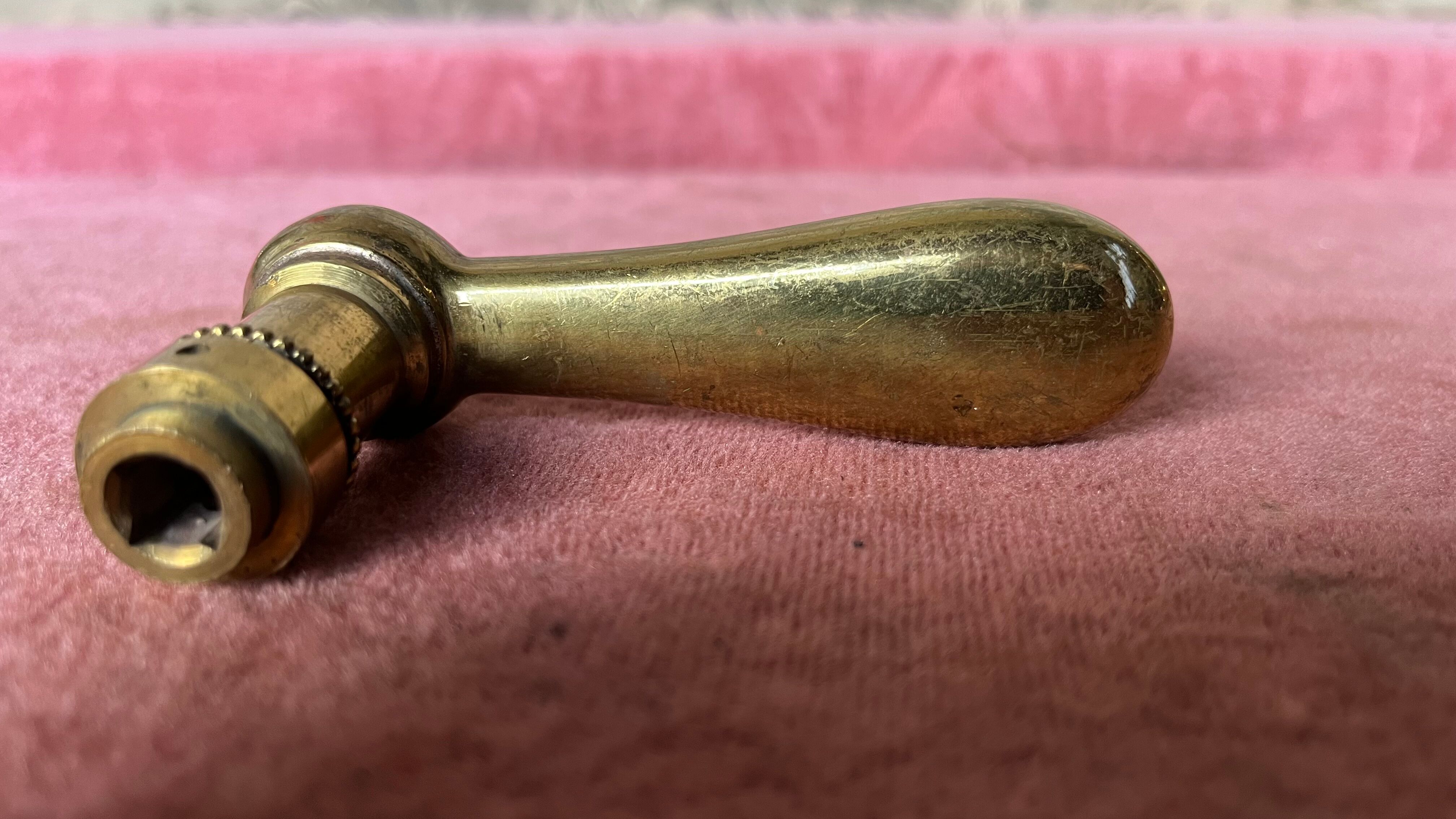 Antique bronze door handle