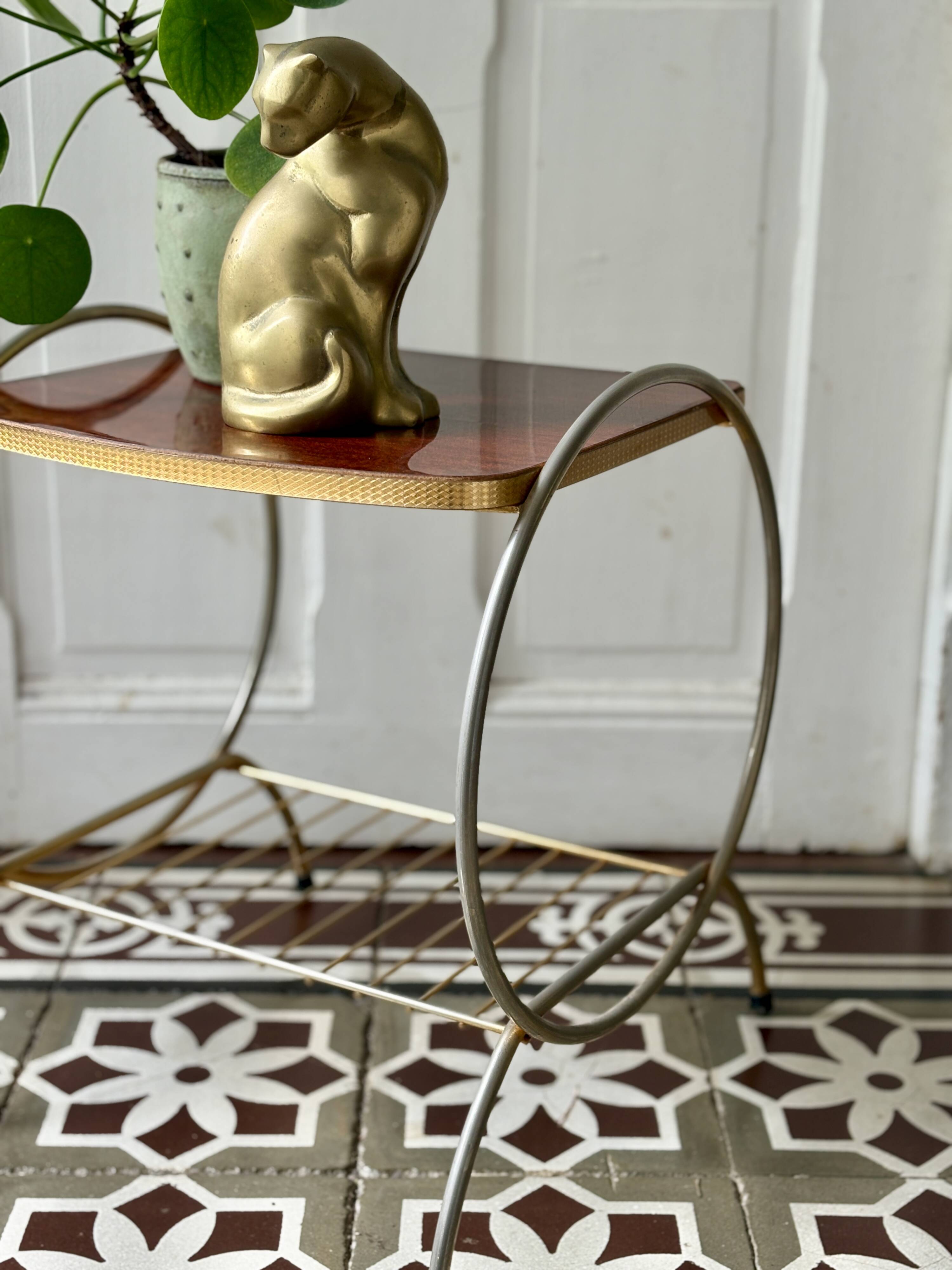 Table d'appoint vintage en laiton et formica