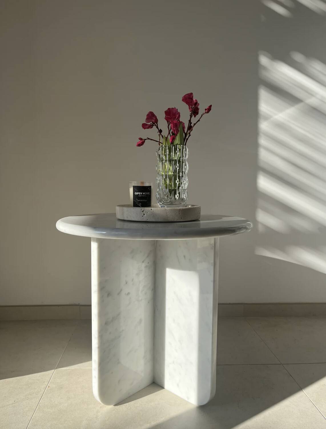 100% extra Carrara table