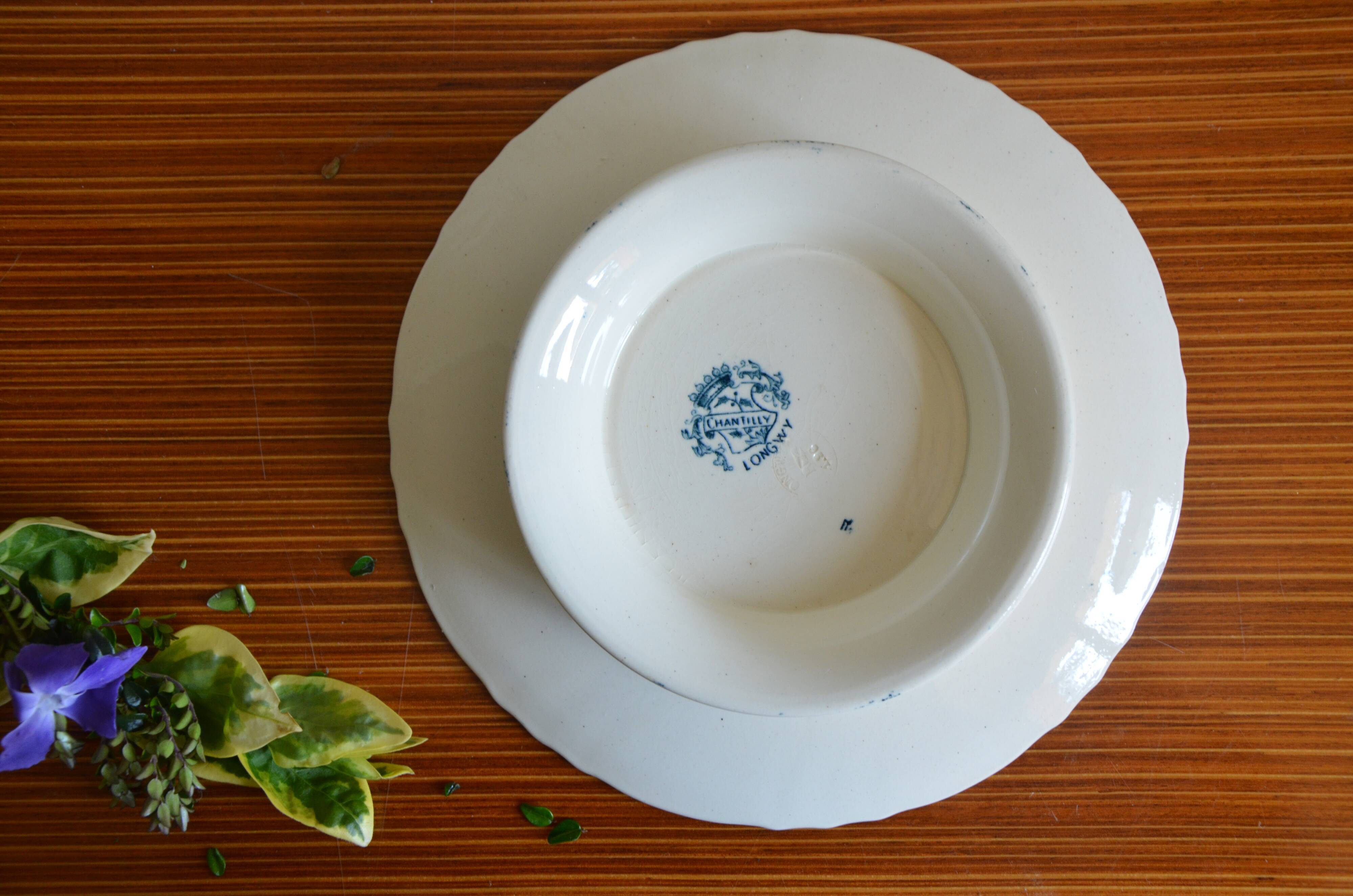 Longwy compote bowl, Chantilly model