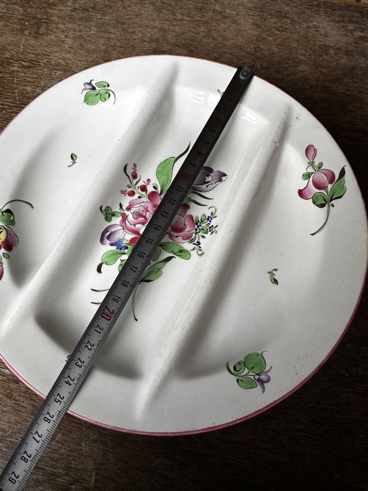 7 Asparagus Plates Late 19th Century Opaque Earthenware Luneville France
