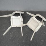 2 chaises en formica vert d'eau