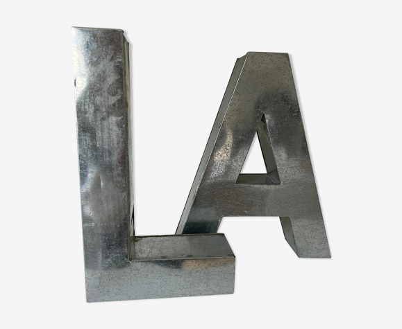 Lettre en métal - L