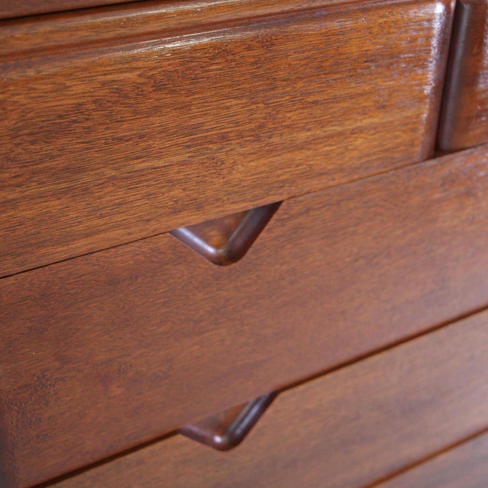 Japanese commode