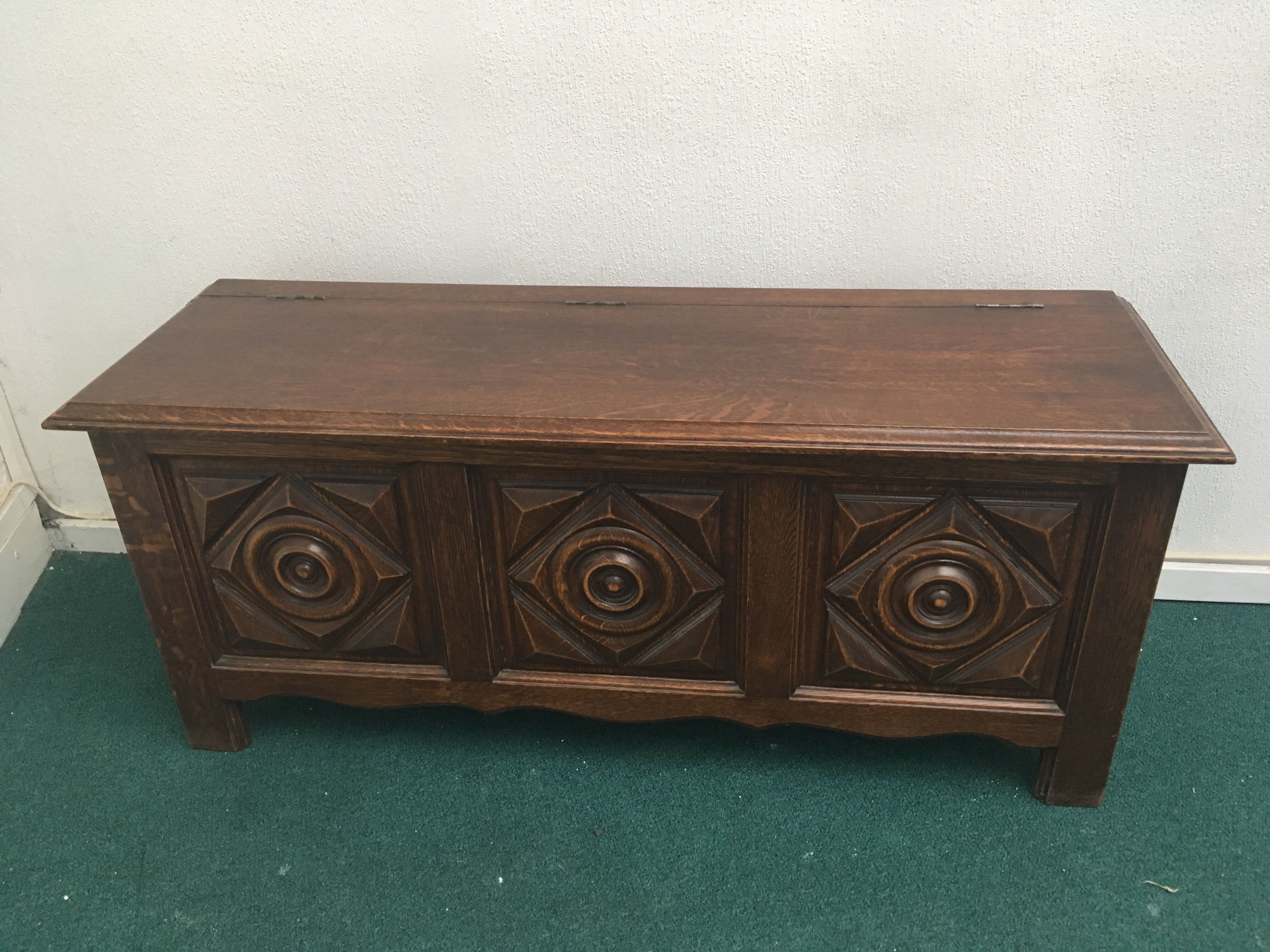 trunk bench style Breton