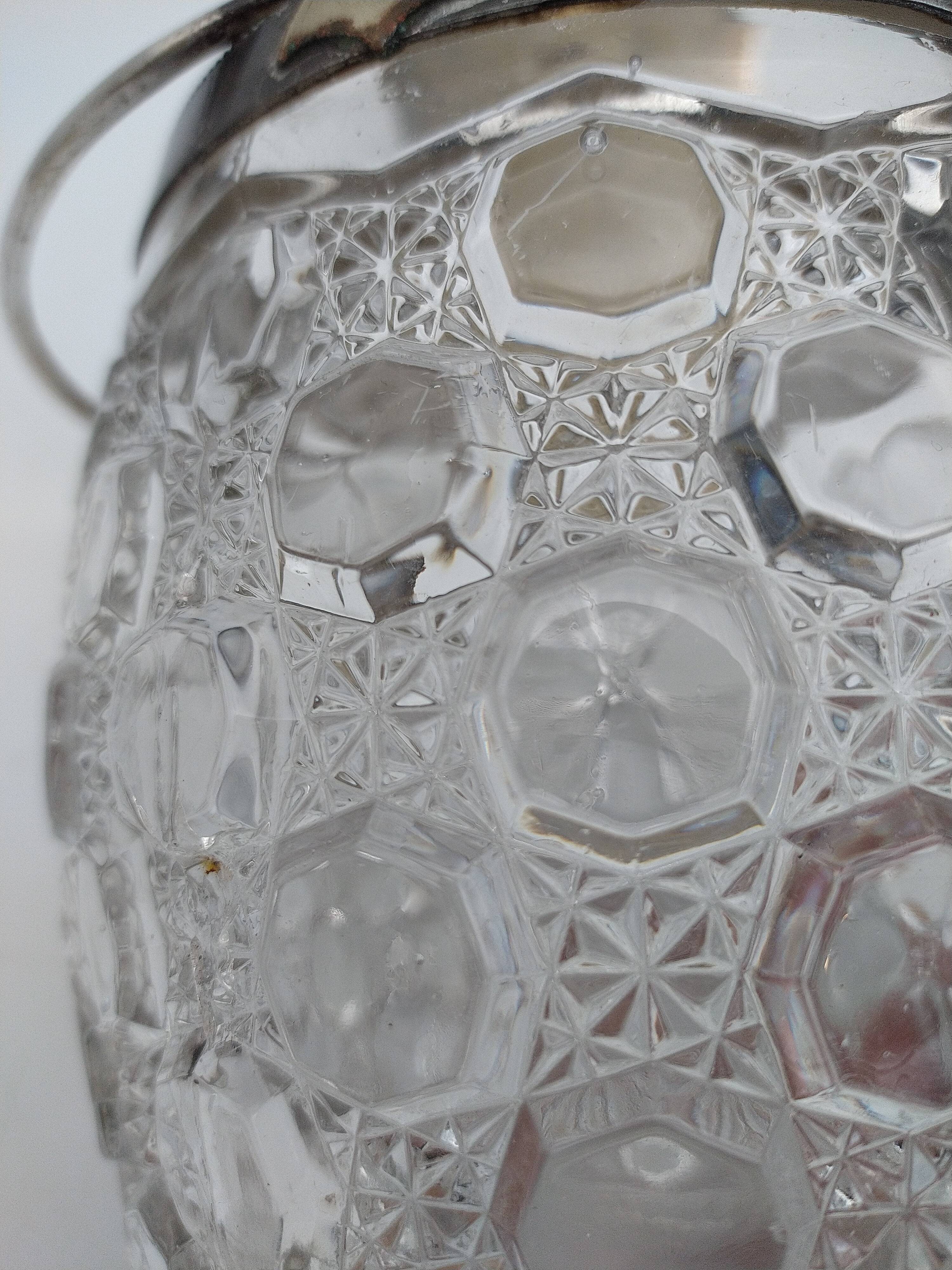 Biscuit, ice cube or candy pot, made of crystal and metal.