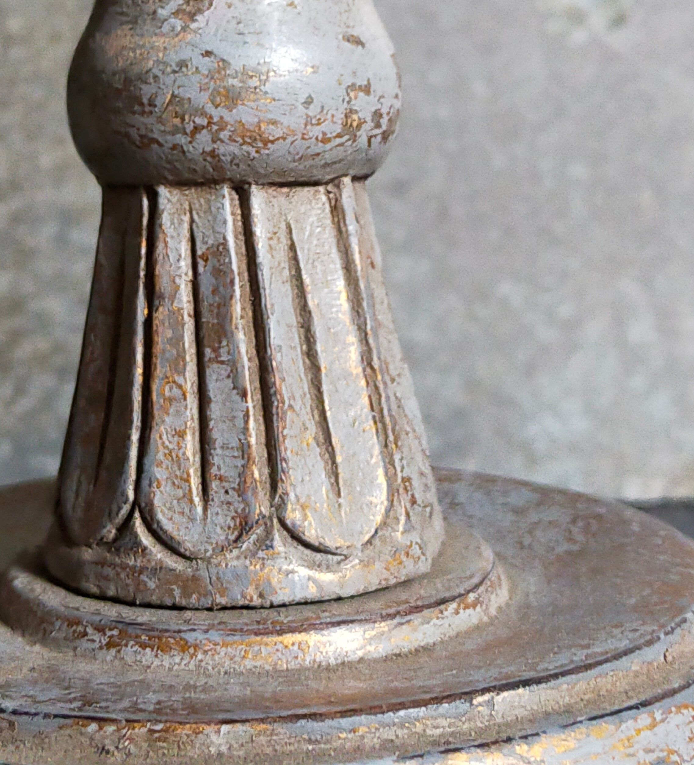 Foot of lamp turned wood carved patina old nineteenth