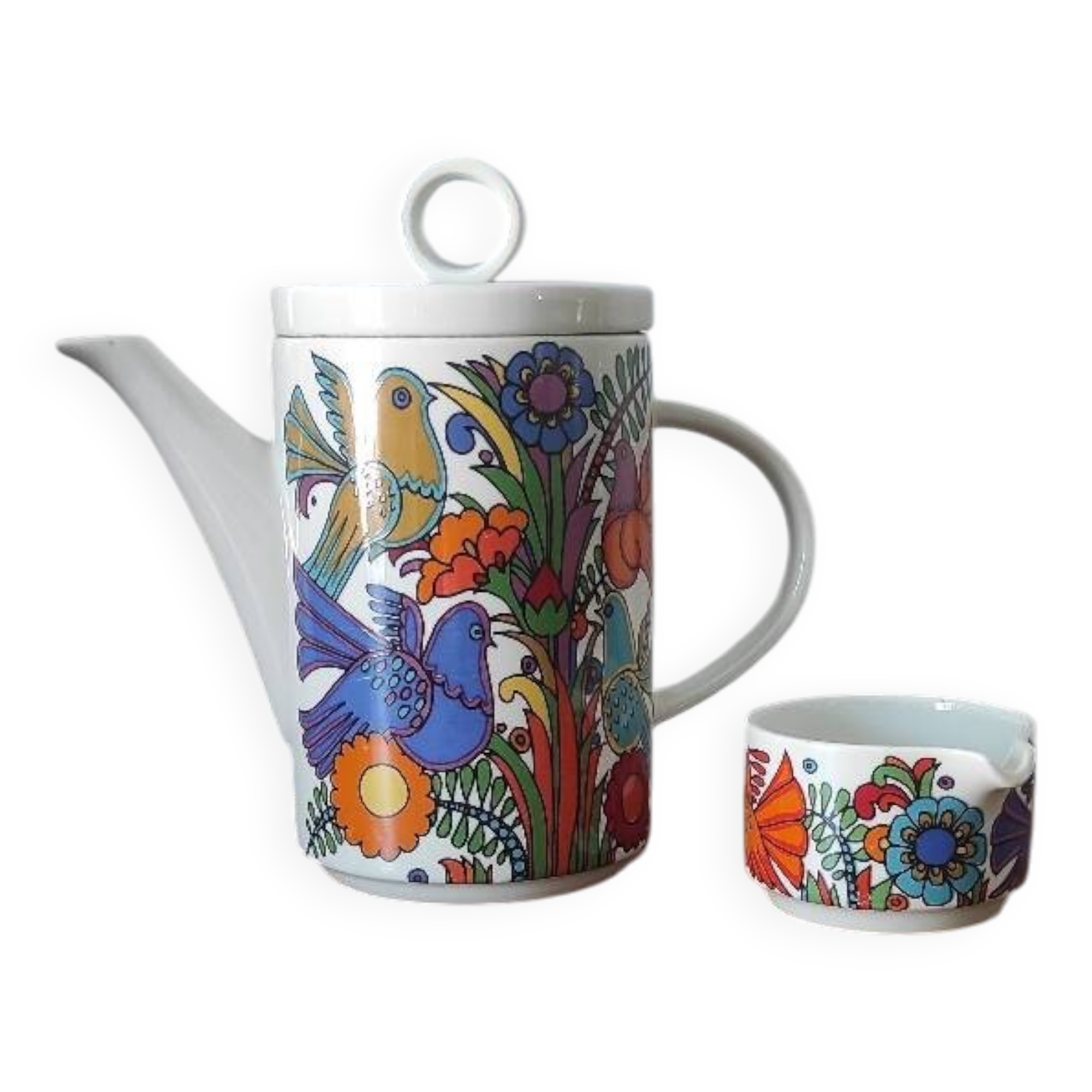Acapulco coffee maker and milk jug