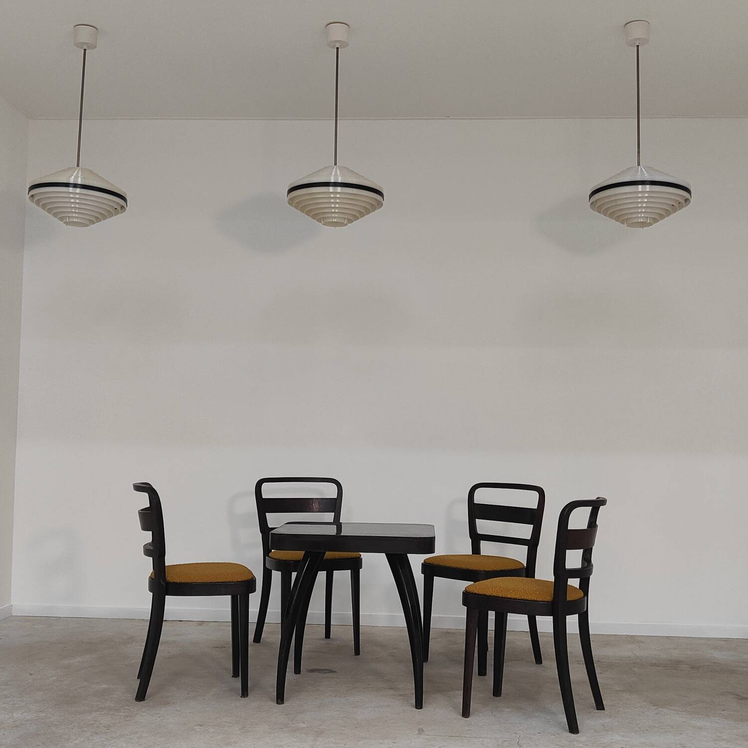 Set of 4 Thonet art deco chairs 1930, mustard yellow buckle