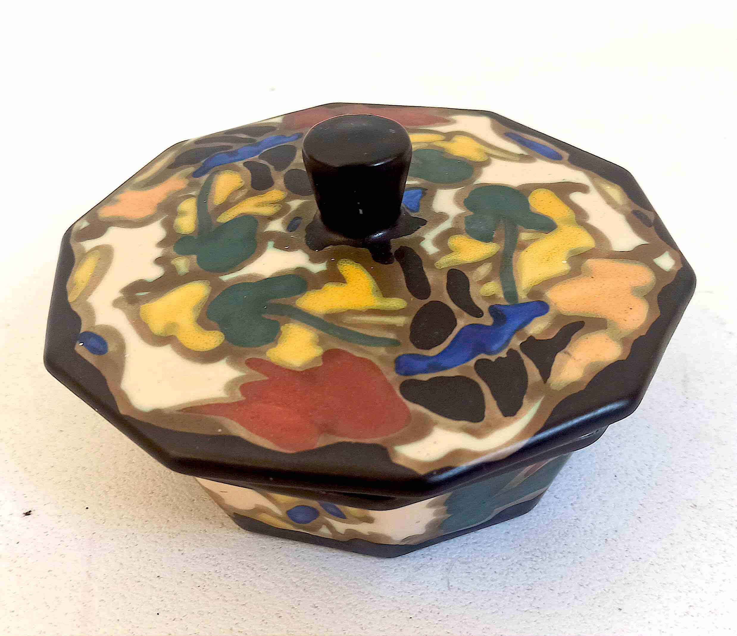 Ceramic candy box Bergen, Belgium 1920s Width 14 cm