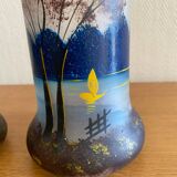 Paire de vases art nouveau en verre peint