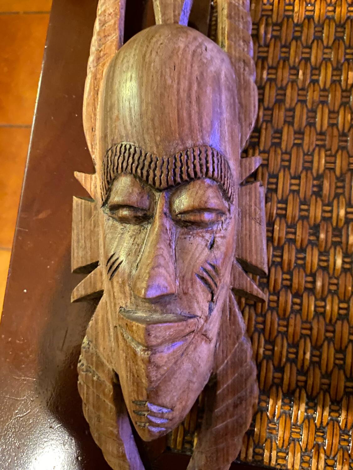 Masque africain en bois