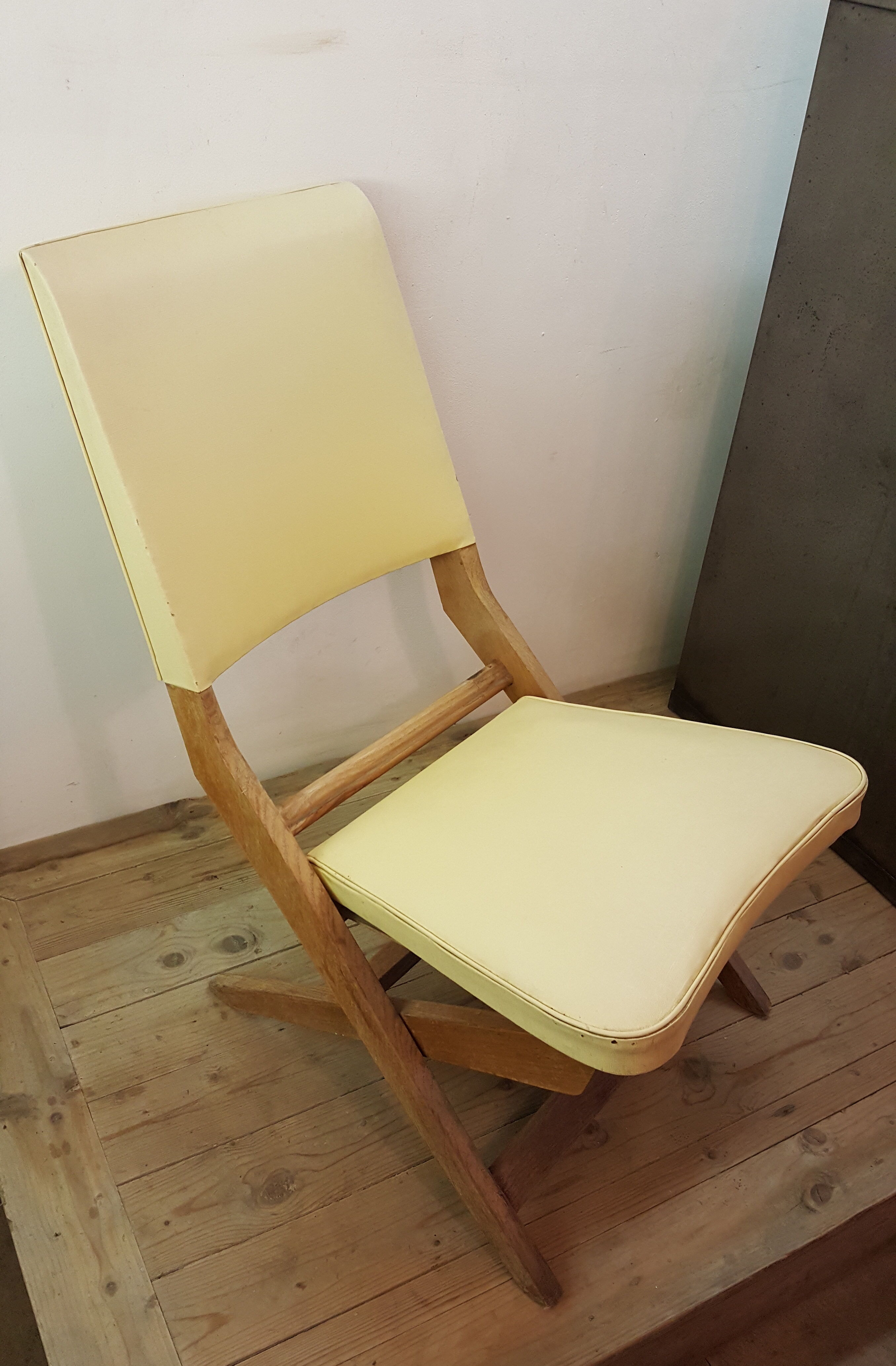 Chaise rétro