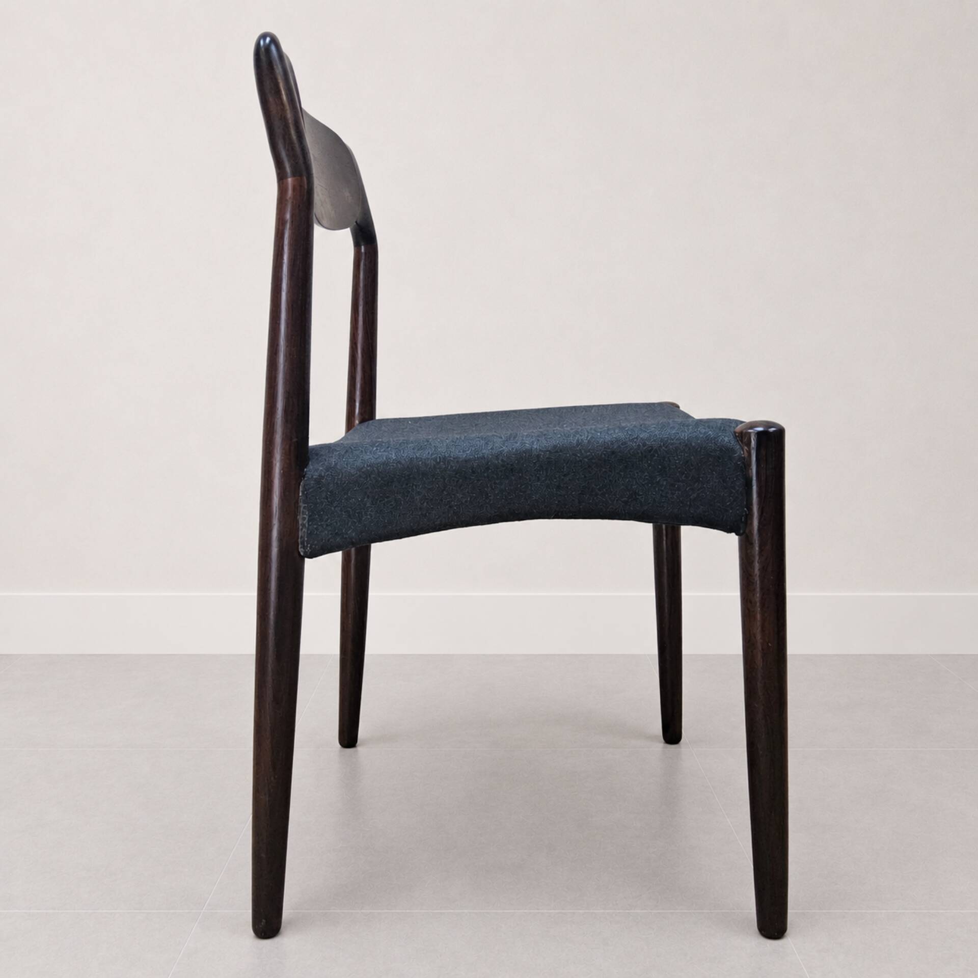 3x Vintage Danish Dyrlund chairs rosewood reupholstered / Scandinavian