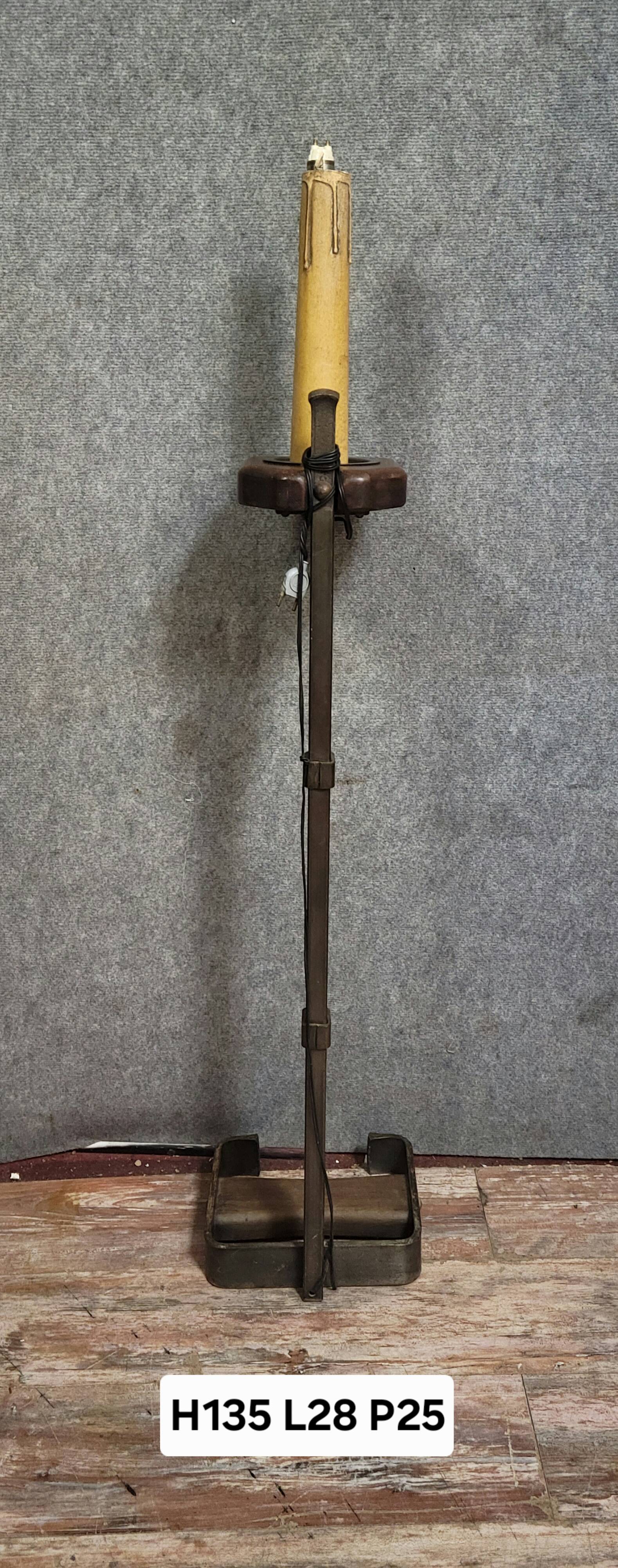 design floor lamp with a sculptural look