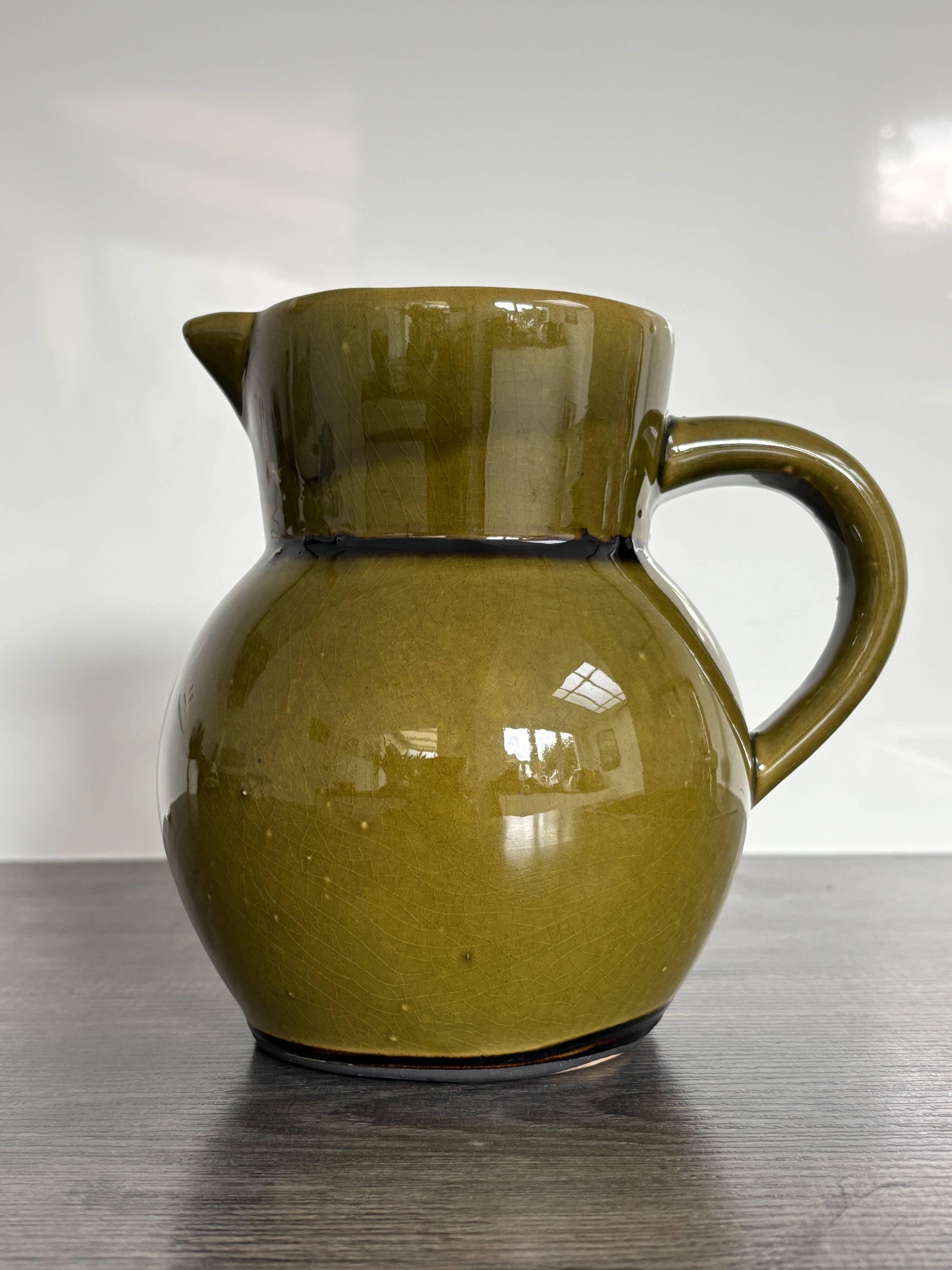 Pichet vintage en céramique vernissée