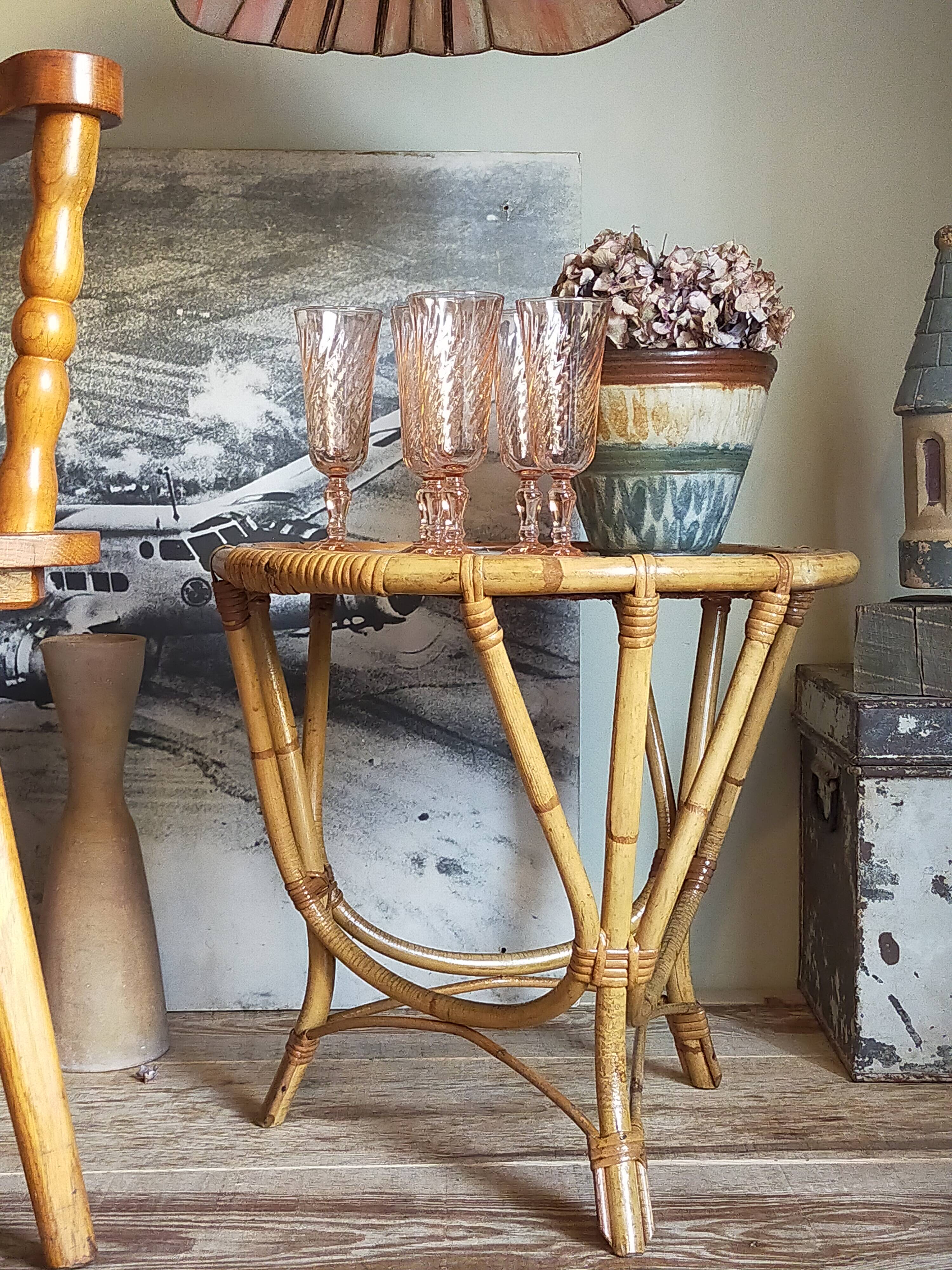 Tripod booster coffee table in rattan 50s