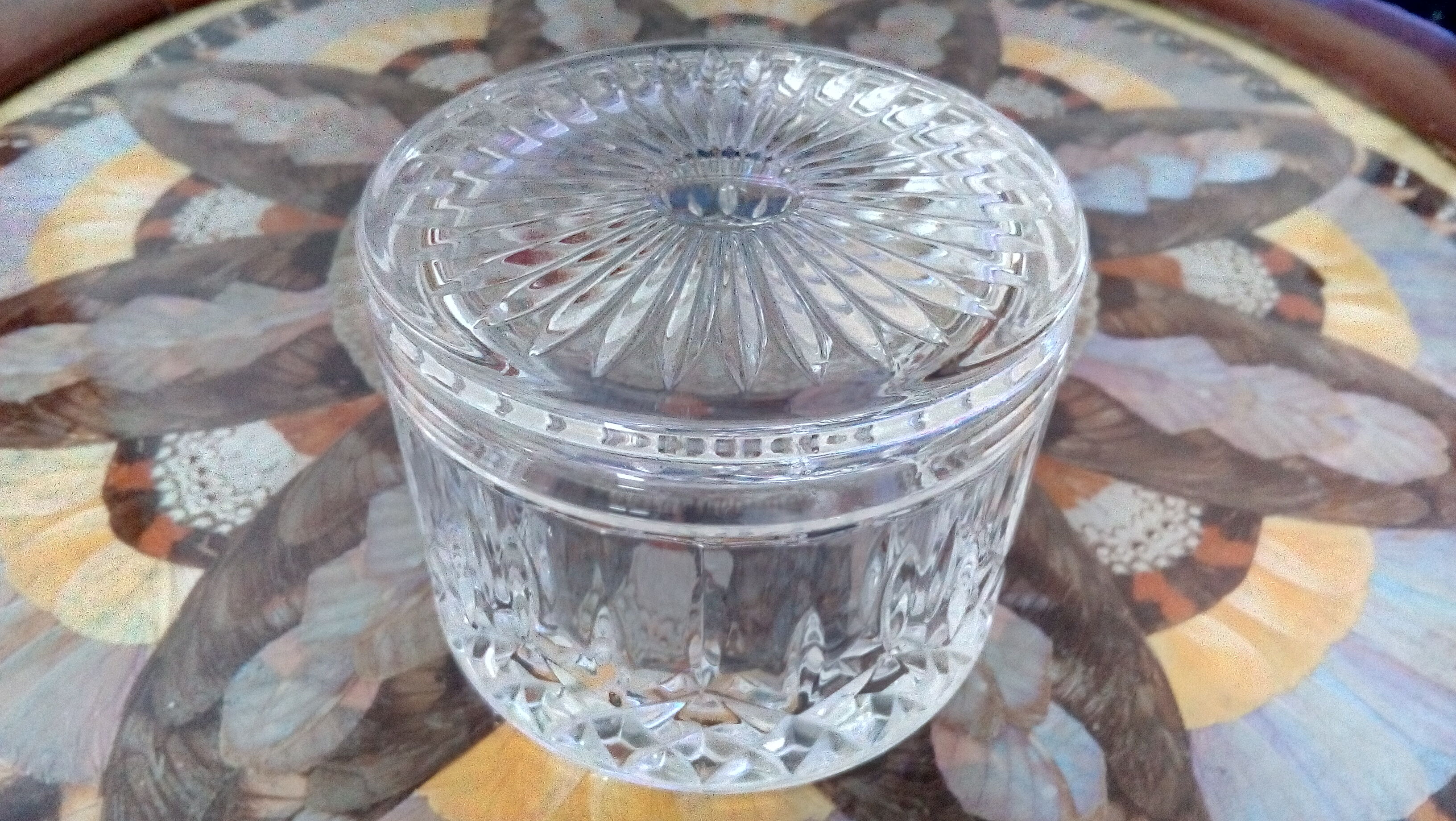 Cut crystal candy box