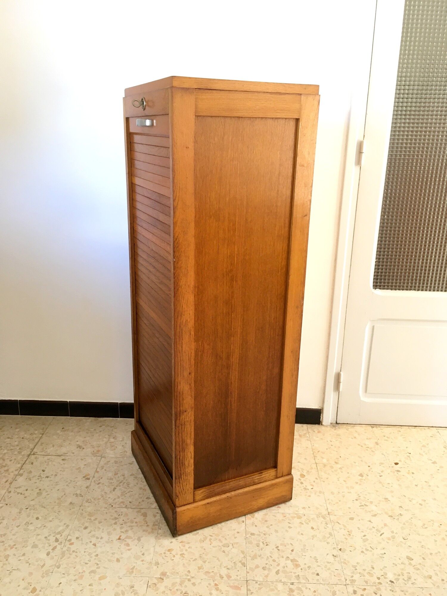 Vintage curtain binder 50s