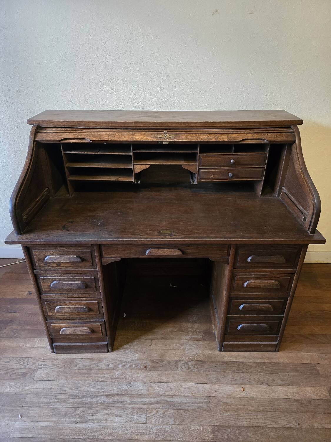 American cylinder desk