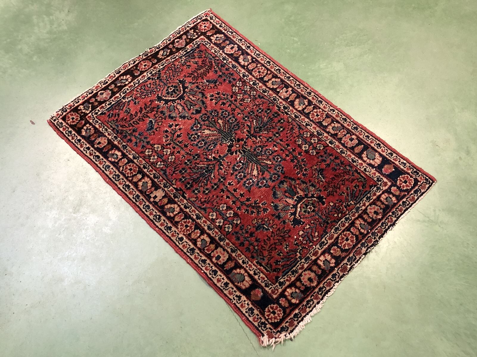 Pakistani rug in wool handmade 88x60cm