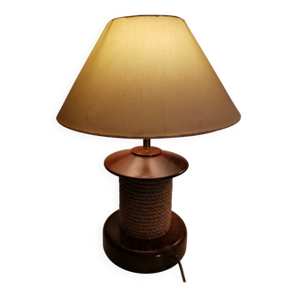 Marine model lamp with rope