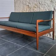 Vintage Scandinavian 3-seater canapé in solid wood