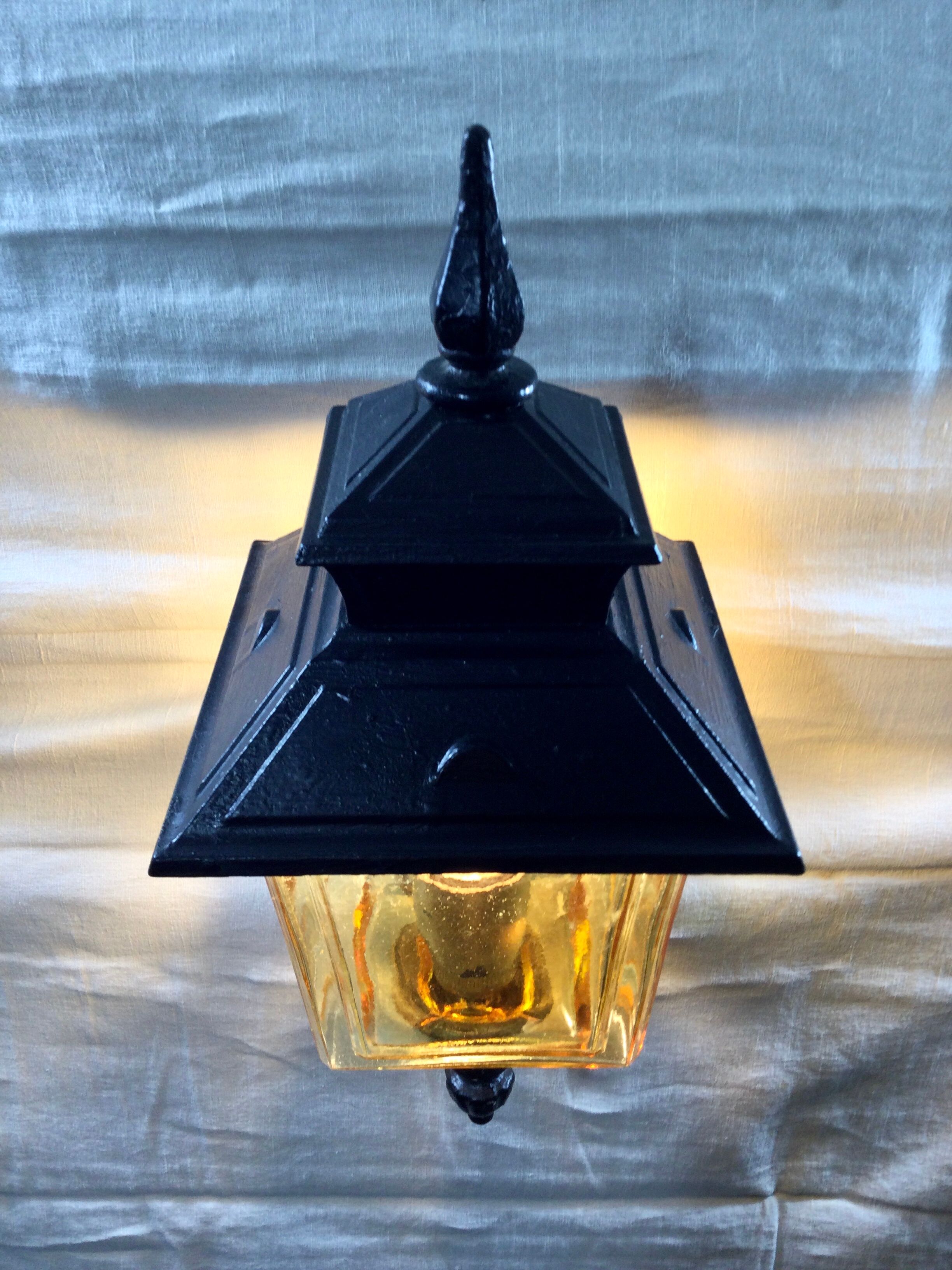 Outdoor lantern