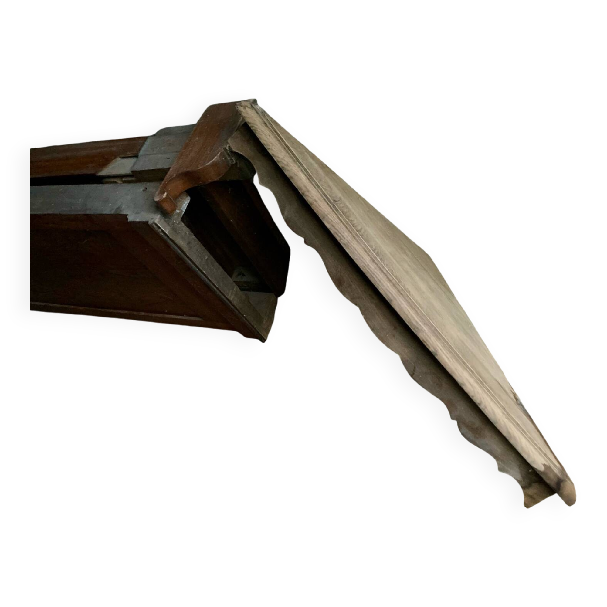 Étagère d’angle en chêne