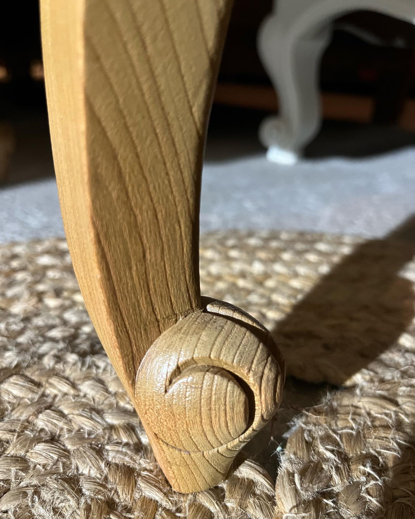 Buffet 2 doors in solid cherry louis XV style