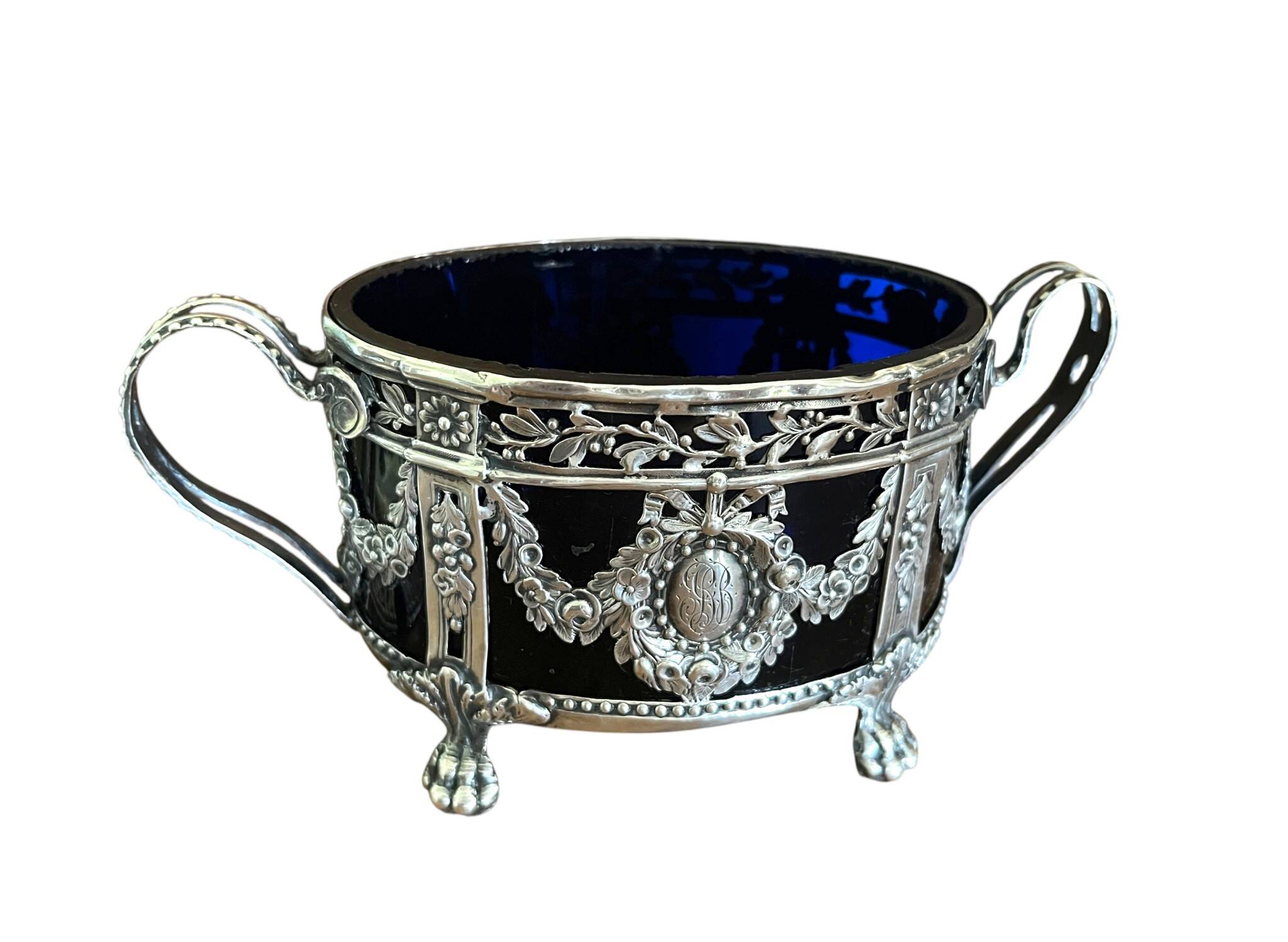 Silverware, sugar bowl in silver Louis XVI style, hallmarks late 18th century.