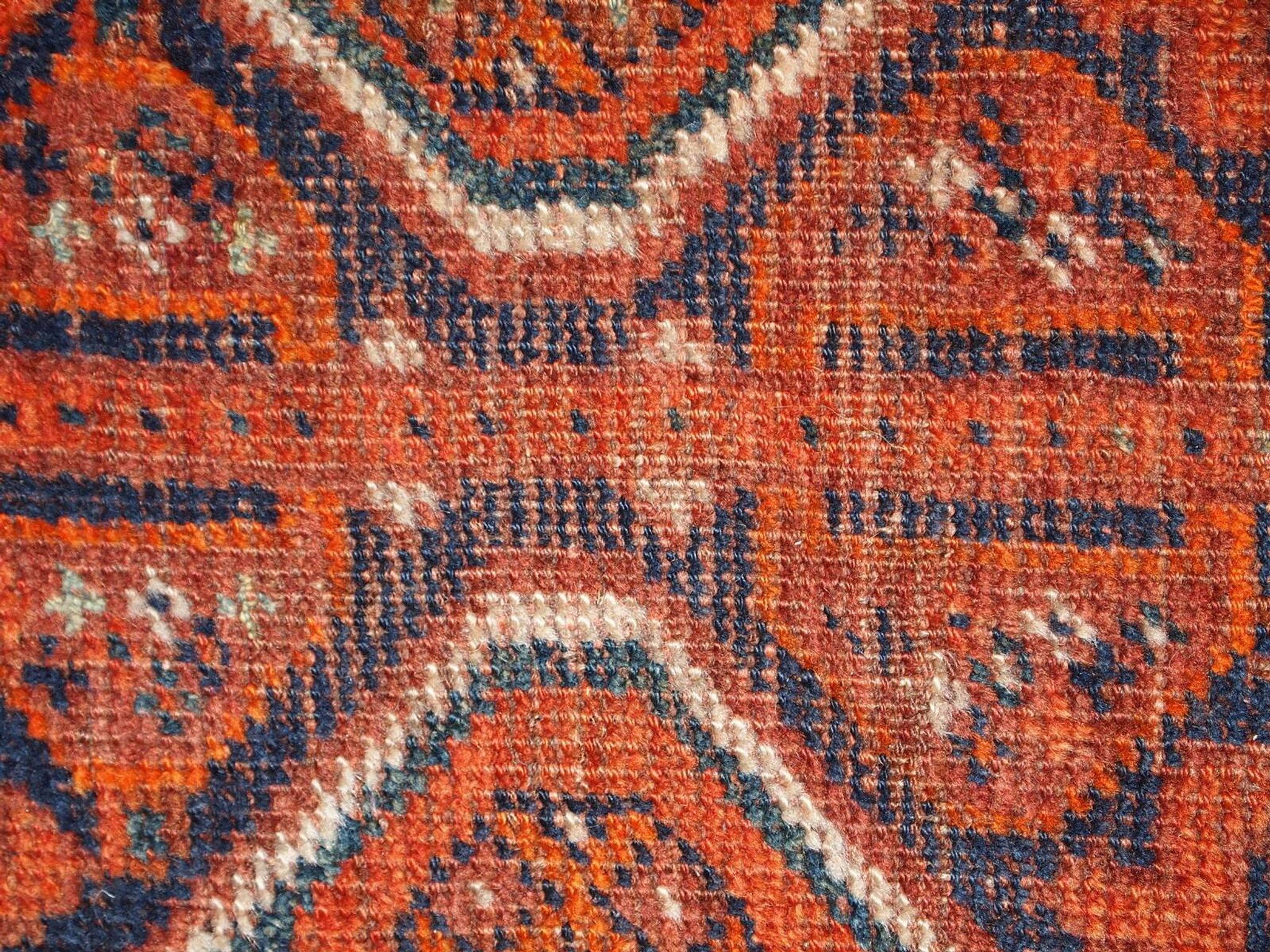 Tapis Antique Shiraz en Laine, Début du XXe Siècle, Élégance Historique