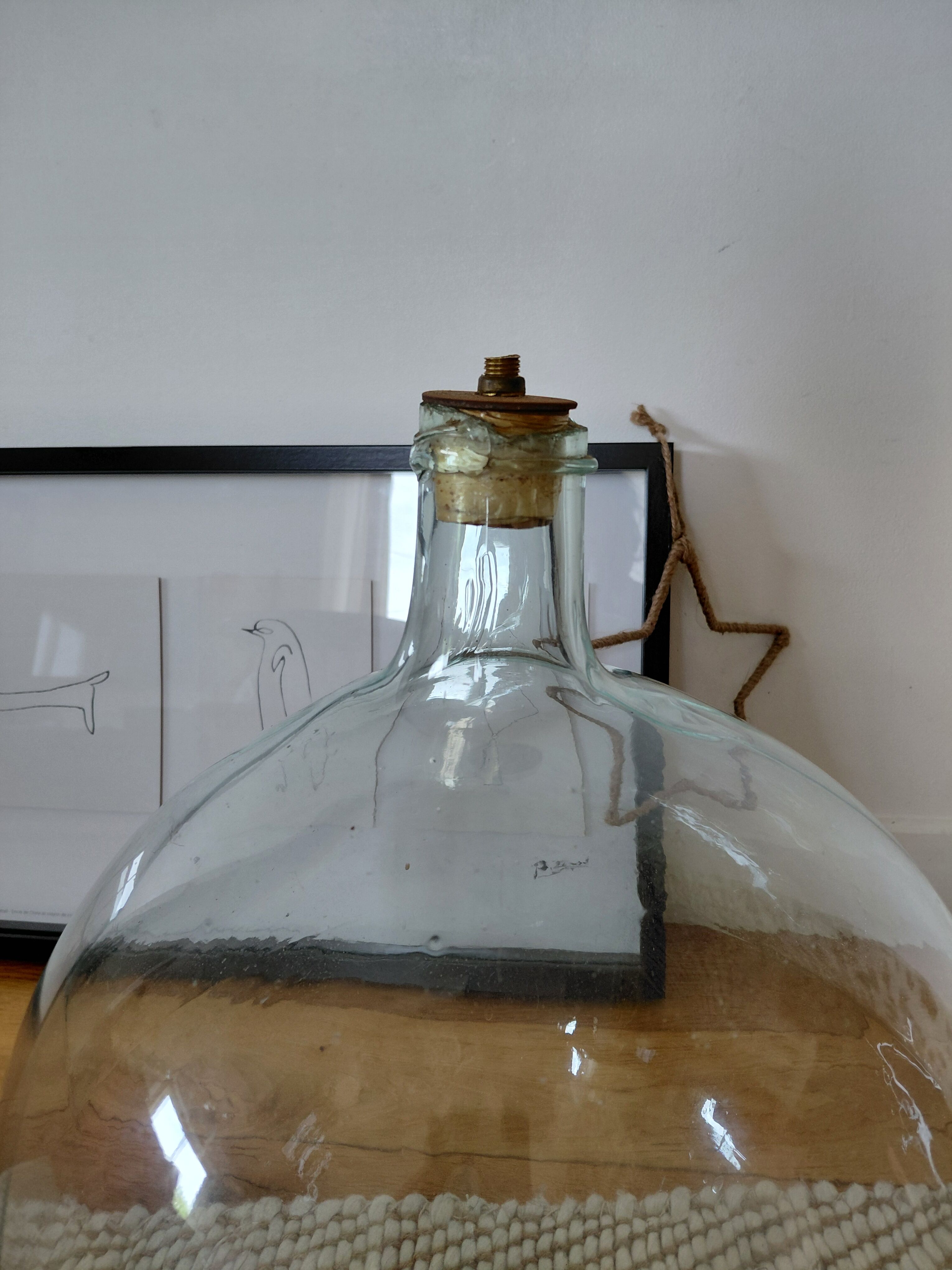 Dame-Jeanne XXL glass floor lamp with vintage lampshade.