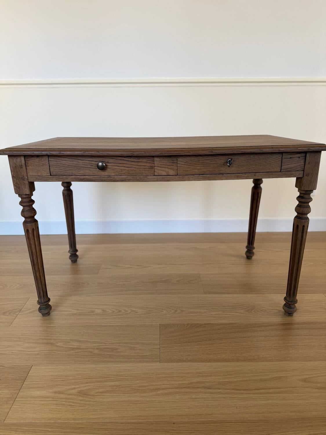 Table en chêne ou bureau