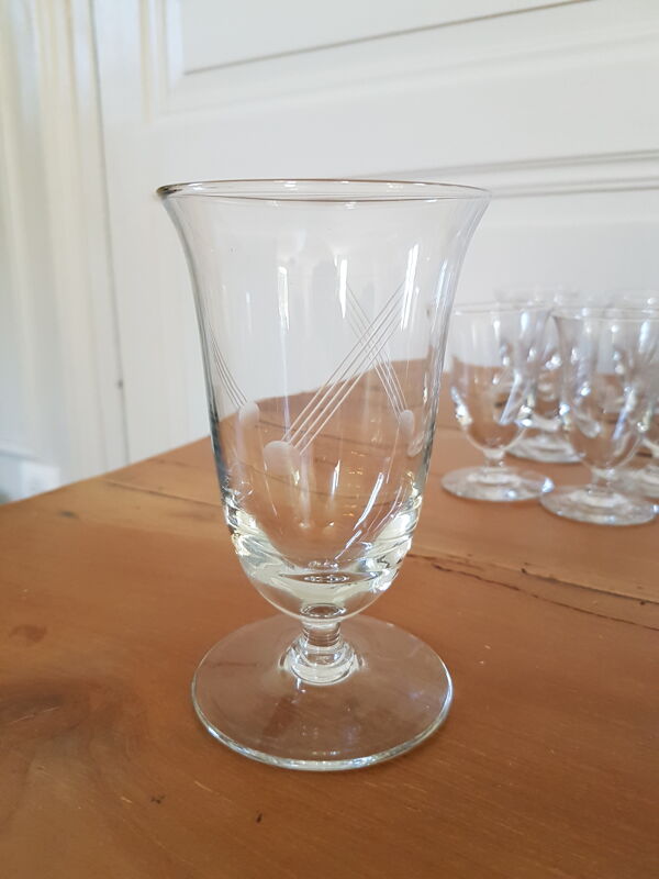 Service verres, carafe et pichet 33 pièces