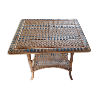 Rattan table