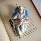 Polychrome Biscuit Font in the 19th Century