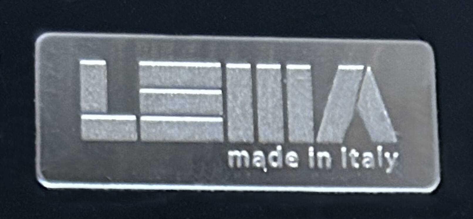 Gullwing design table by Gabriele and Oscar Buratti for Lema, made in Italy